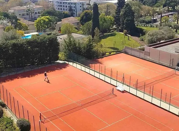 La Terrasse Des Pins Spacieux Et Familial Lägenhet Antibes
