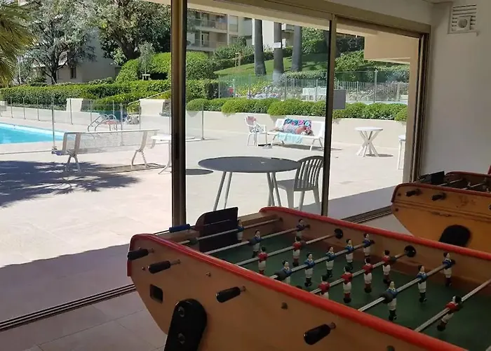 La Terrasse Des Pins Spacieux Et Familial Antibes